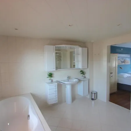 Fijne Vakantiehuizen 50 Mtr Van Het Strand Egmond aan Zee Exterior photo